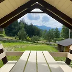 лучка Casa de Férias *